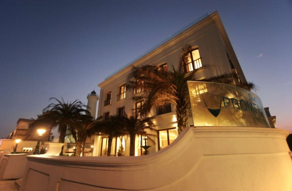 Dumas Guest House